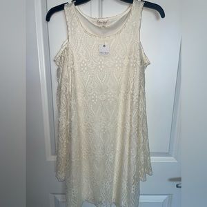 Cold Shoulder Dress off white